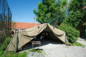 Gemütlicher Grillplatz direkt an der Paintball-Anlage