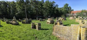 Szenario-Arena für Paintball-Gruppen