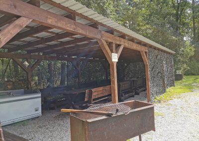 Grill & Chill Area für Gruppen nach dem Paintball